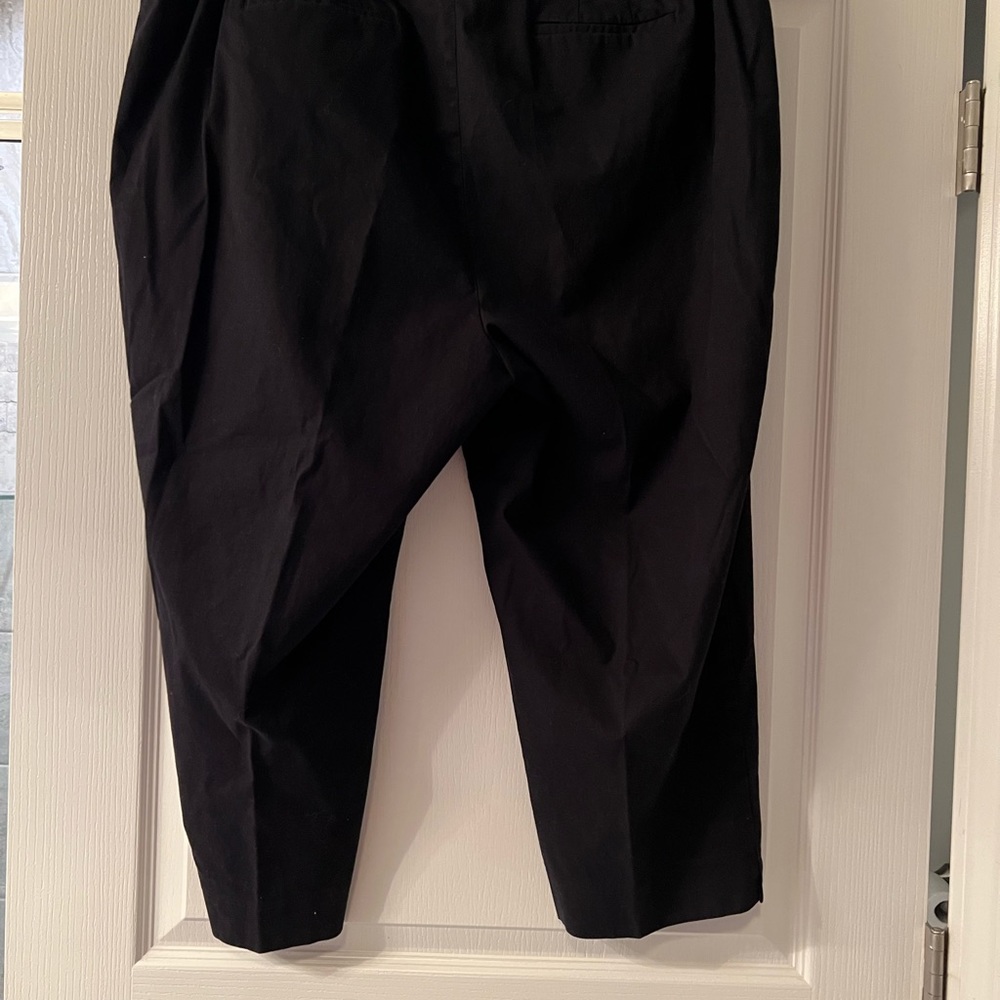 Woman’s plus size 22 petite black capris Talbots